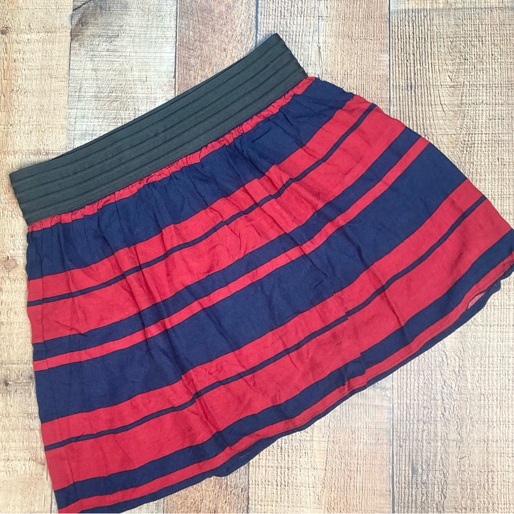 Forever 21 Women Red Navy Blue Striped Elastic Waist Mini Skirt Large L/G